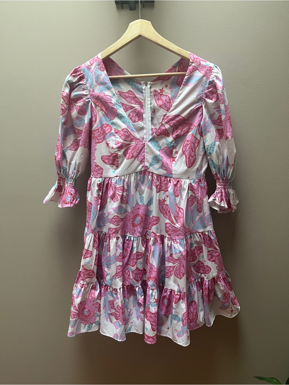 Pink Floral V-Neck Dress - Size M